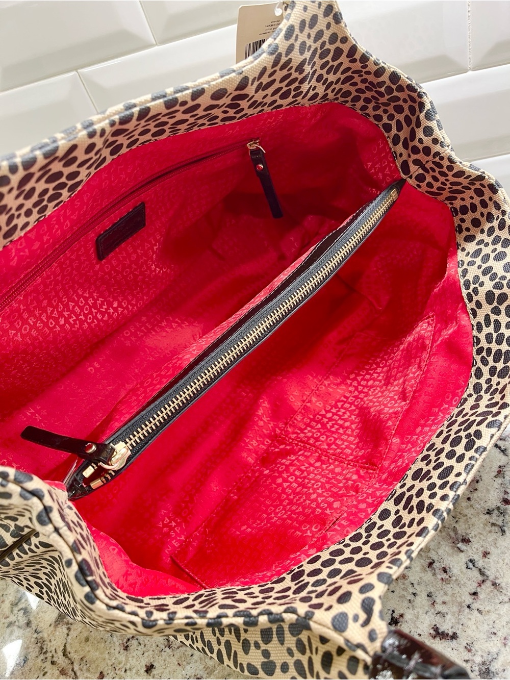 Kate Spade Nico Point Stevie Shoulder Bag NWT - Picture 9 of 14